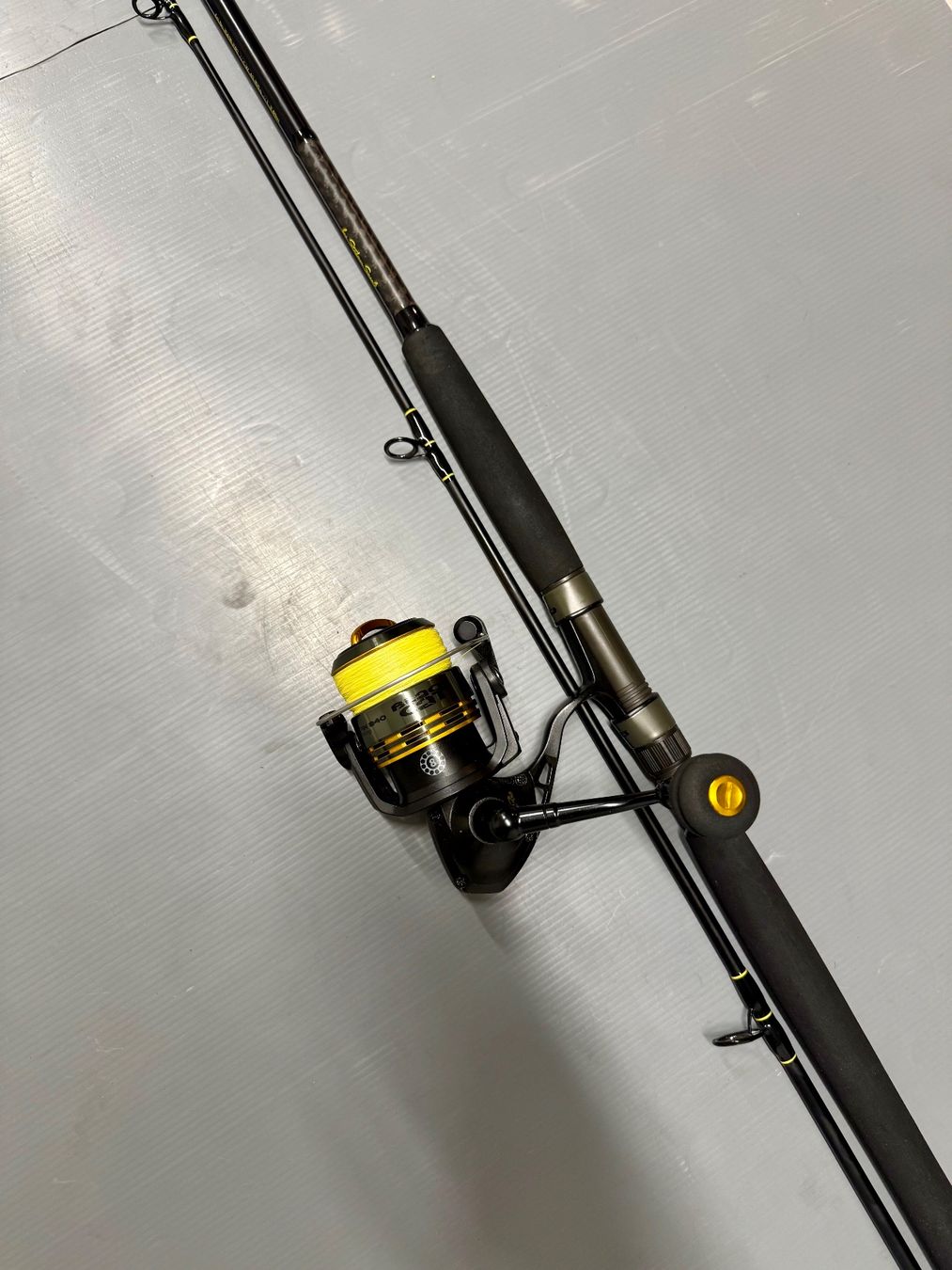 Canne da pesca: Blac Cat Combo Spinnrute 2.40m – Usato da Trimbach venduto da duri..