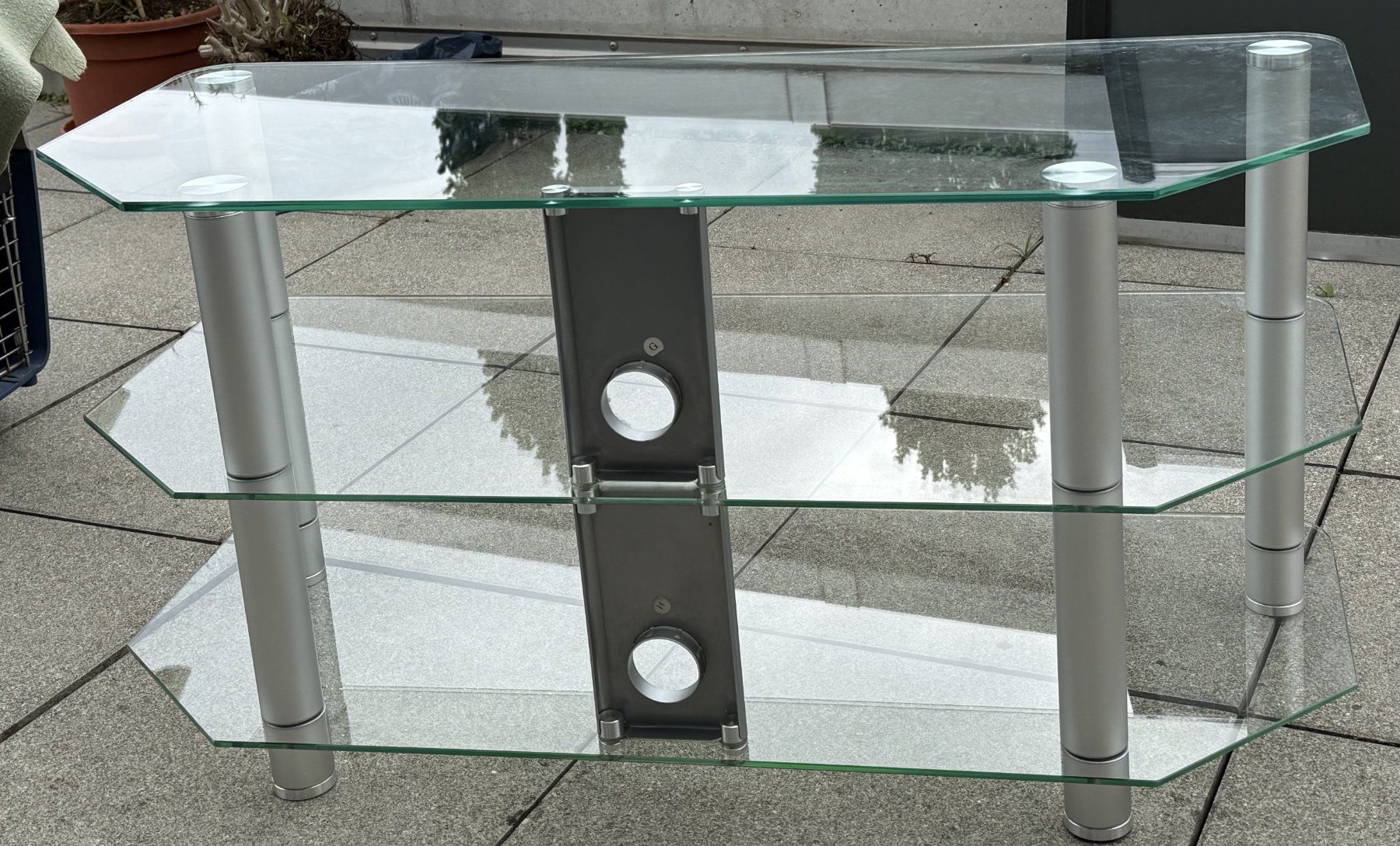 Mobili TV: TV-Möbel aus Glas und Metall – Usato da Härkingen venduto da ysc_spr9 2
