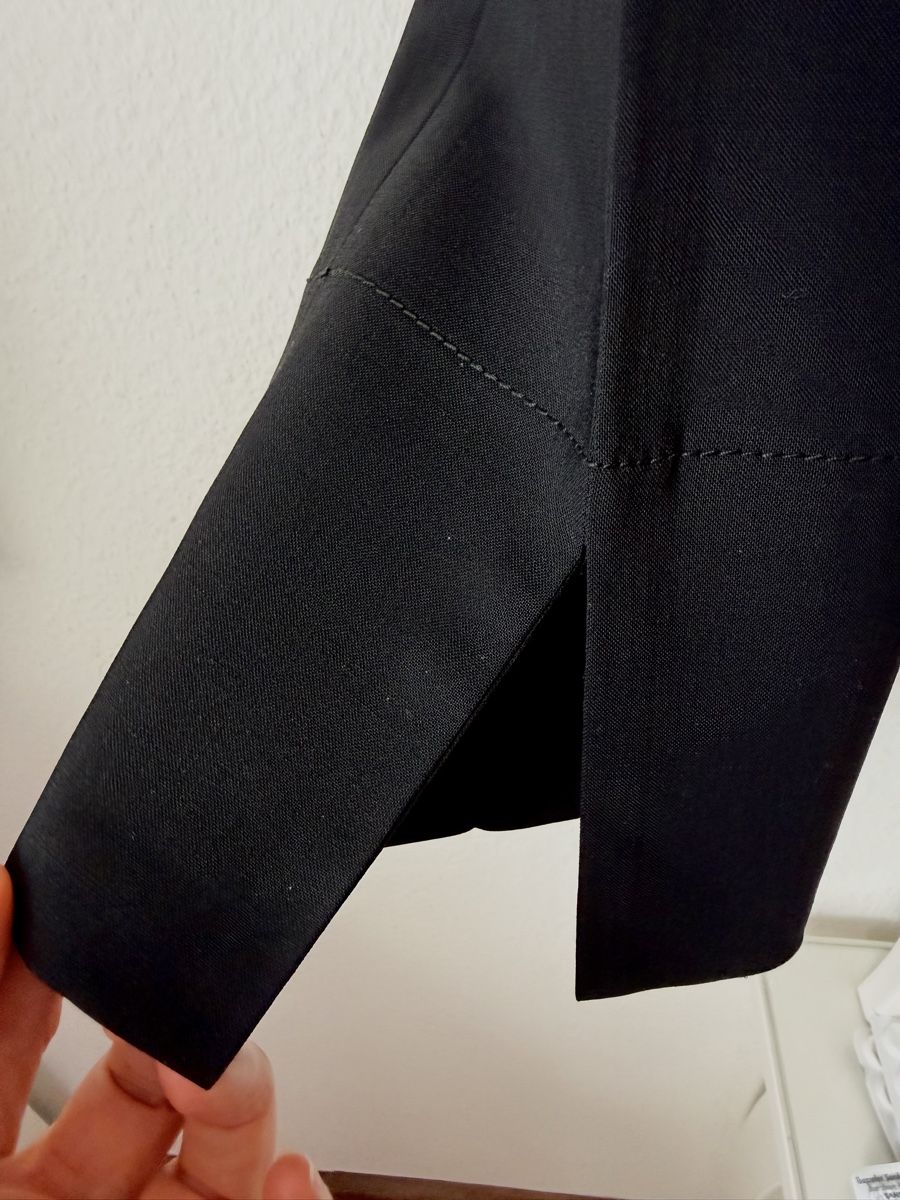 Pantaloni: Barbara Bui Black Cigarette Trousers – Usato da Oberwil b. Zug venduto da fis_2wtq 2