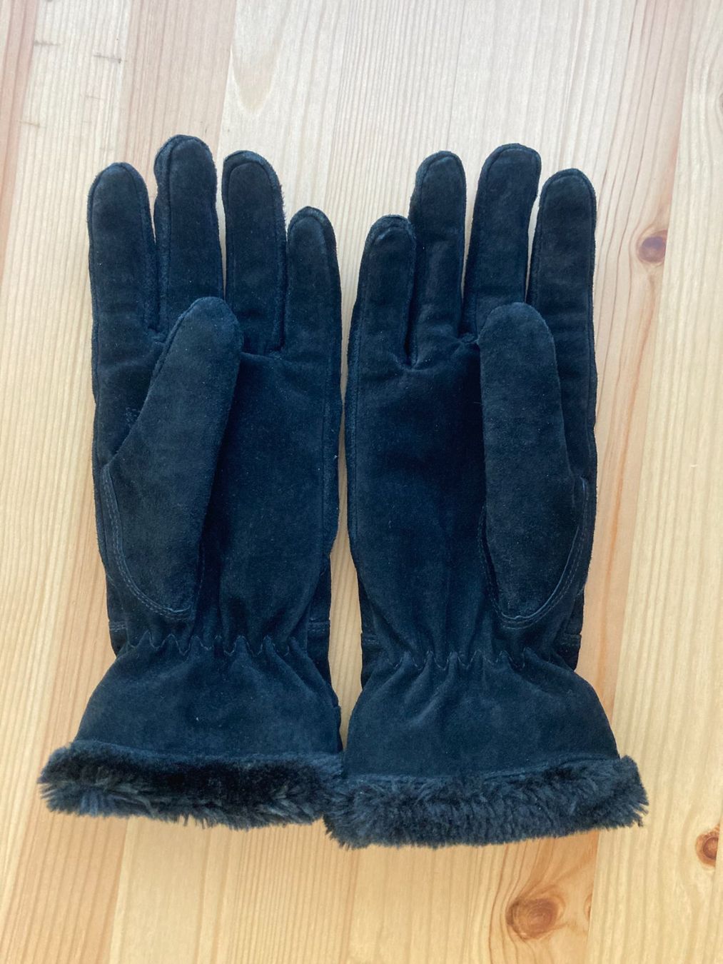 Guanti & manicotti: Gants en cuir fourrés – Usato da Martigny venduto da leb_56qt 1