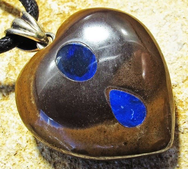 Ciondoli: Australischer Opal Herz Anhänger 32.88Ct – Nuovo (secondo la descrizione) da Bern venduto da Grindelwaldaus 1