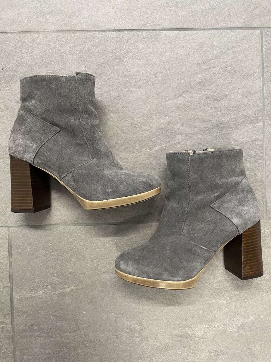 Scarpe da donna: Echtleder Stiefel Grau – Usato da Kilchberg BL venduto da ann_kwk5