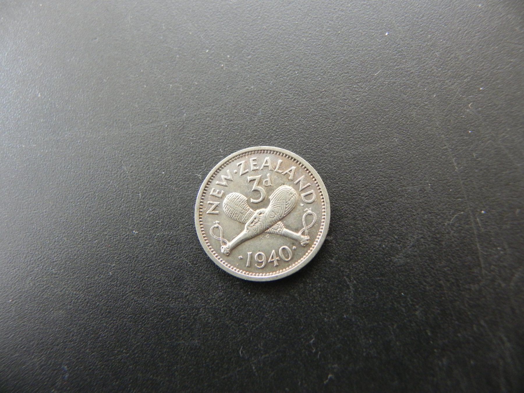 Tutti le monete: Neuseeland 3 Pence 1940 Silber – Usato da Biel/Bienne venduto da Gogolozi