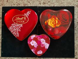 Lindt 3 boîtes chocolat vide voir photos