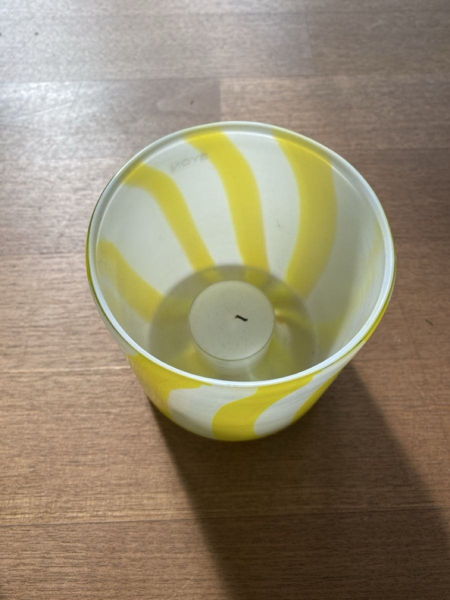 Kerzenständer: Trendige Windlichter gelb/weiss gestreift – Neu (gemäss Beschreibung) aus Thalwil von Alice015 1