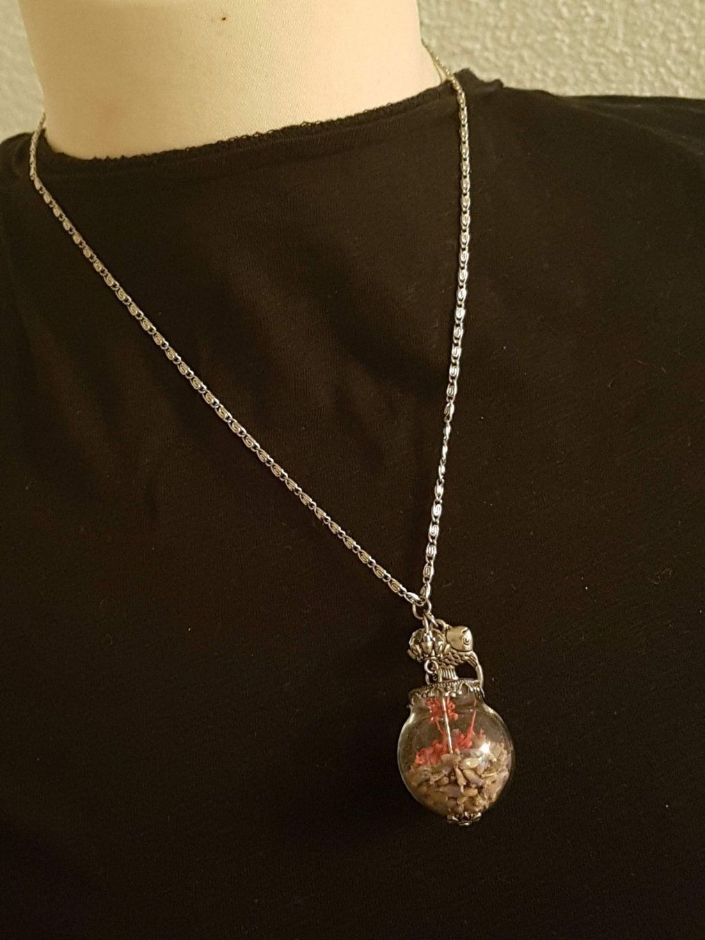 Catenine: Kette m.Glasanhänger mit Lavendel/Stroh – Nuovo (secondo la descrizione) da Ettingen venduto da Maranathatalitha 1