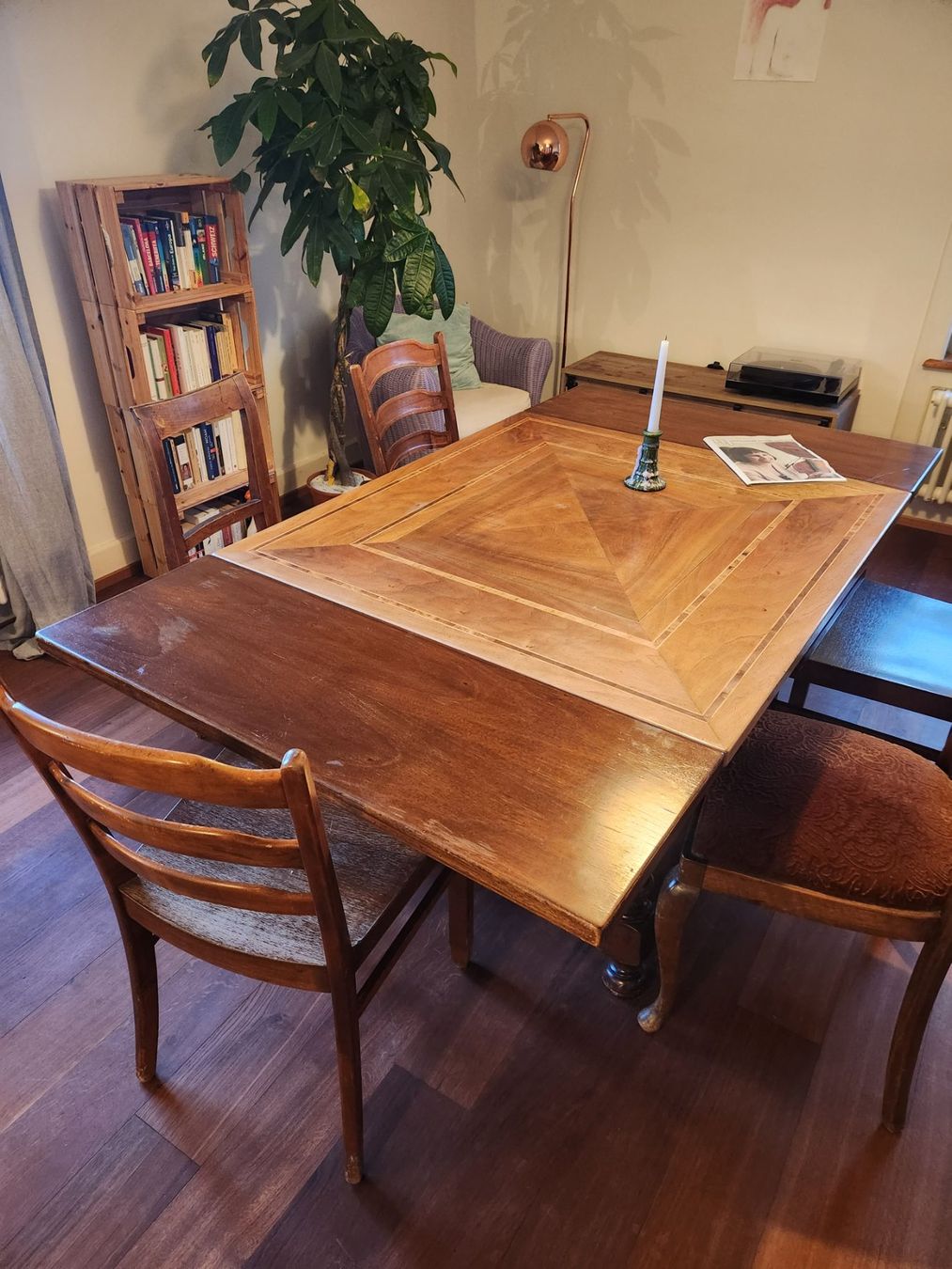 Tavoli: Tisch Holz mit Intarsien – Usato da Luzern venduto da mir_6zxt 2