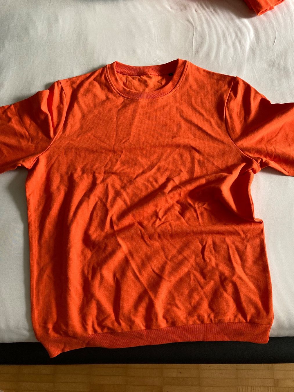 Maglioni & Felpe: pull orange  M neuf jamais porté – Nuovo e nell'imballaggio originale da Delémont venduto da ant_ghk7 1