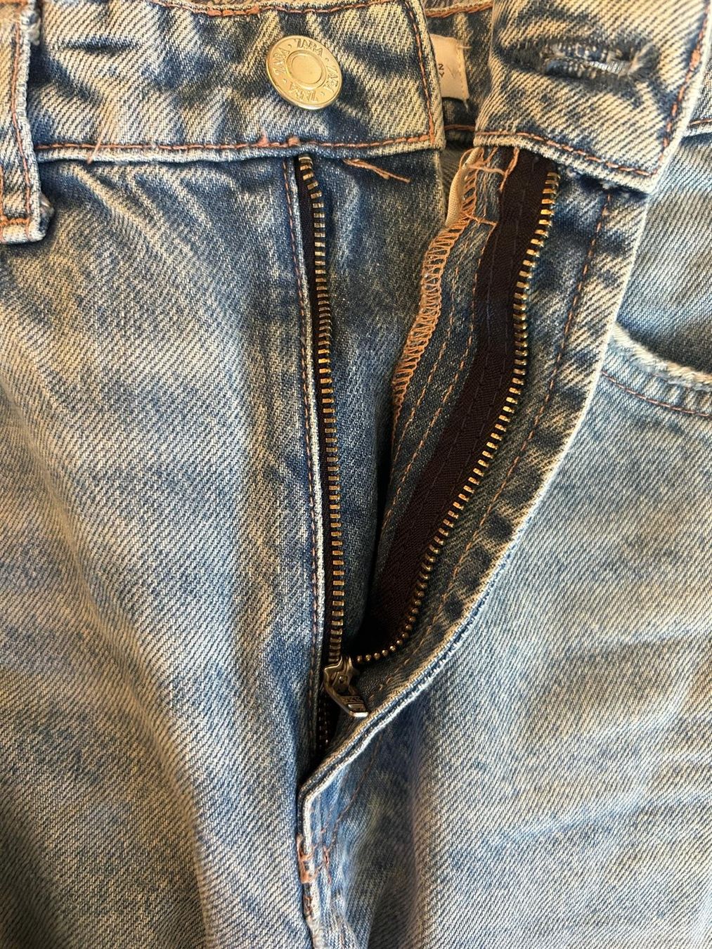 Zara Jeans: Zara Ripped Jeans 32 – Usato da Dübendorf venduto da kol_c2ry 2