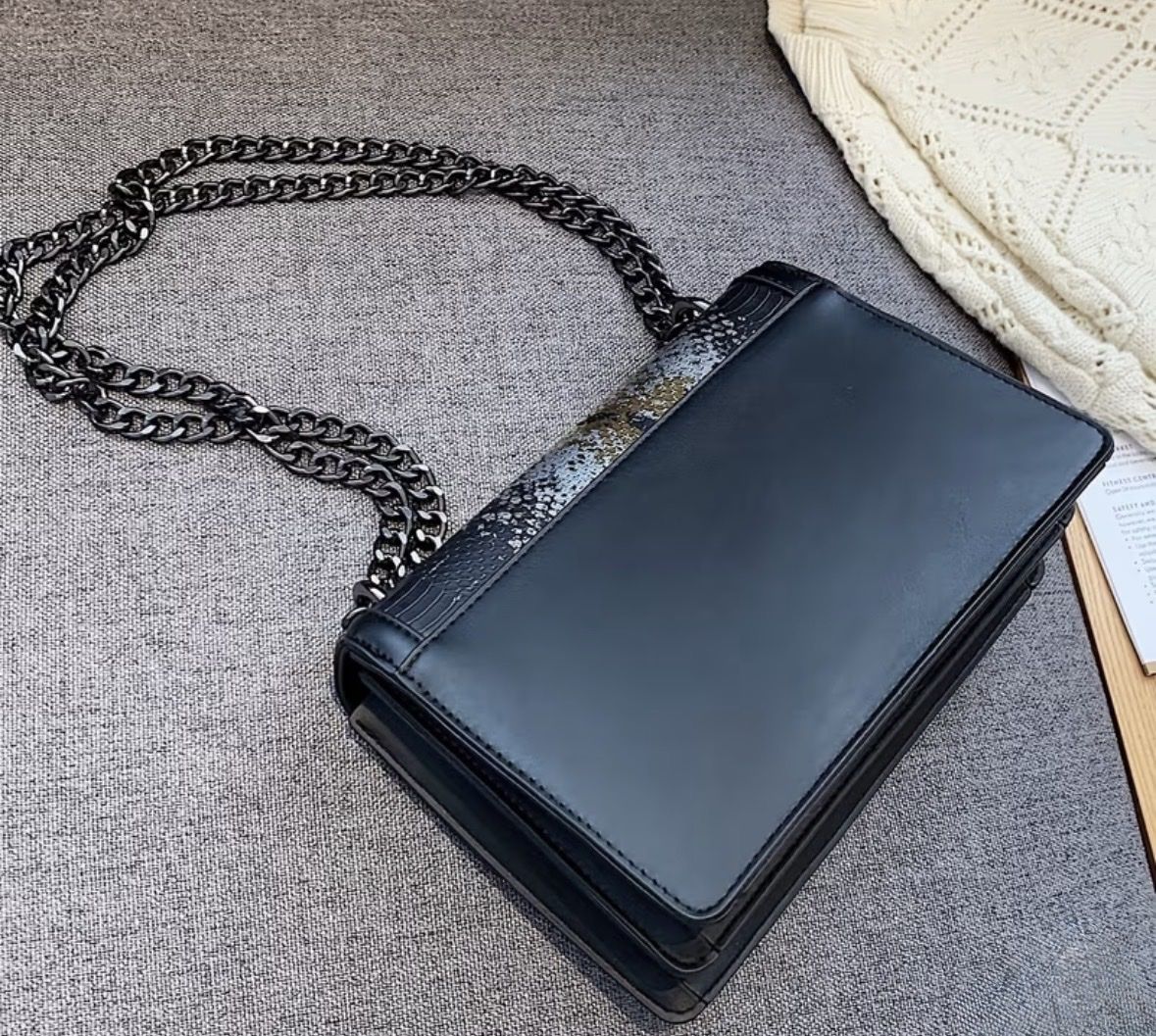Borse da donna: Tasche mit Schlangen Optik AB 5.- 🐍 – Nuovo (secondo la descrizione) da Uster venduto da Jessicajjk 2