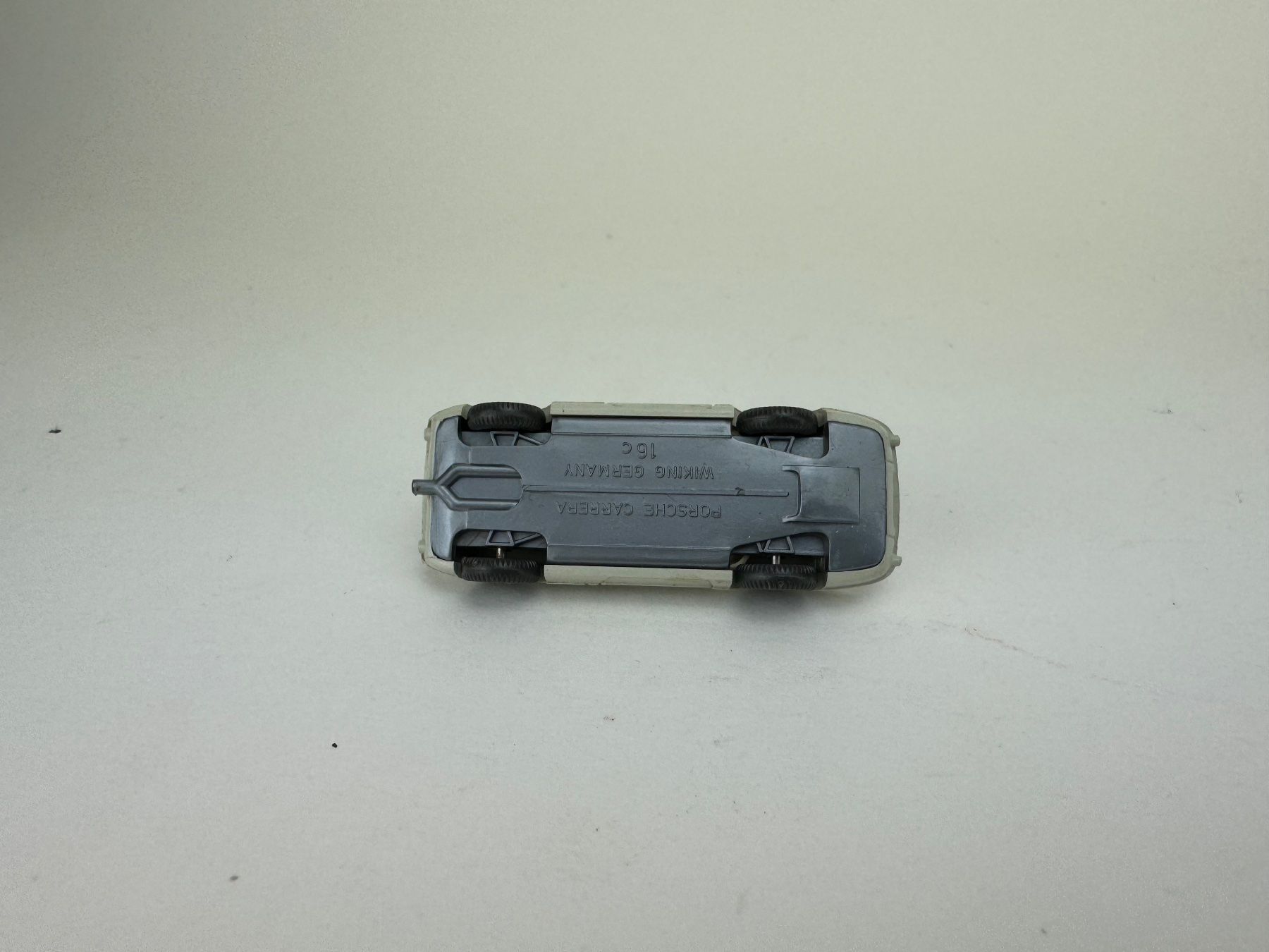Wiking Modellini d'auto: Porsche Carrera eingesetztes Lenkrad perlweiss – Usato da Elm venduto da Wikmtz 3