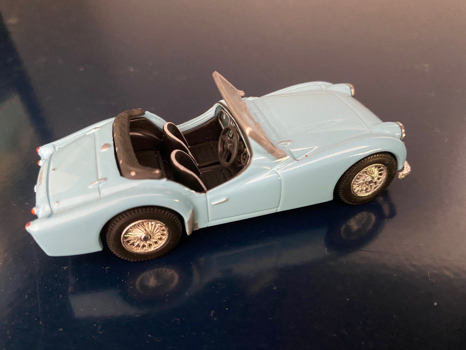 Triumph Modellini d'auto: TRIUMPH TR3A Modell – Usato da Bern venduto da Pfupfi0 1