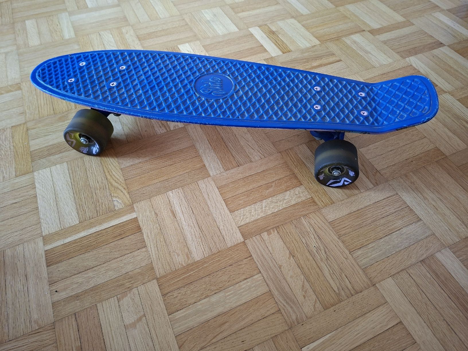 Penny Skateboards Skateboards: Pennyboard Kinder blau pink  – Gebraucht aus Affoltern am Albis von Feather
