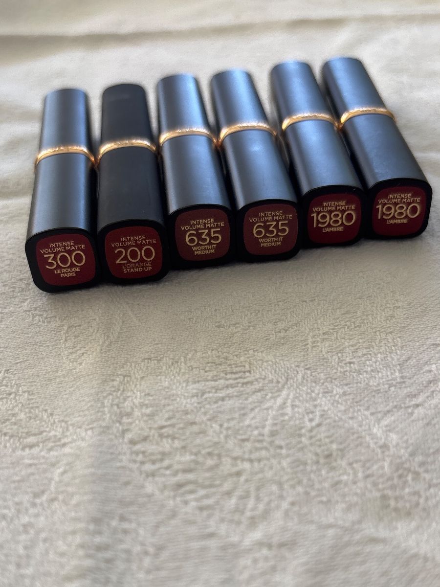 Make-up: L’Oreal intense volume matte – Nuovo e nell'imballaggio originale da Noville venduto da Berlusconi55 1