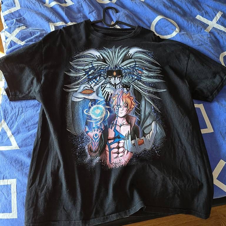 T-shirt: Anime Tshirts - Oversized XL - 15CHF pro Stück – Usato da Zuchwil venduto da iceposeidon33