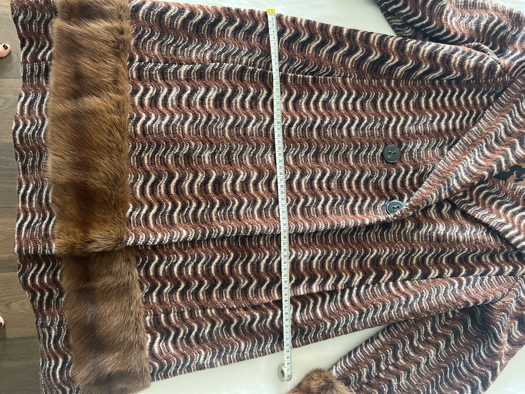 Missoni Mäntel: Missoni Coat Brown White Zigzag Fur Collar Cuffs – Gebraucht aus Luzern von TIsabel 9
