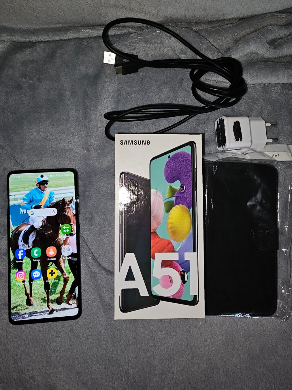 Samsung Telefoni cellulari / Smartphones: Samsung Galaxy A51 – Usato da Biel/Bienne venduto da TurfandSurf2025