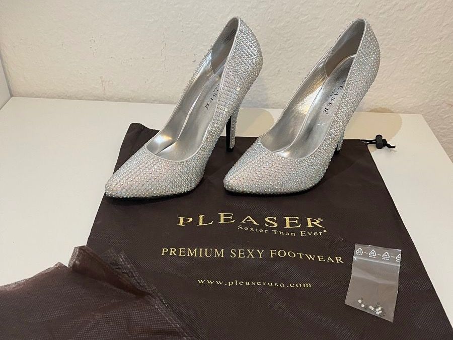 Damenschuhe: Pleaser High heels – Gebraucht aus Höri von Mai_L