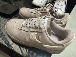 Nike Air Force 1 DH3869-200 Damen Groesse 38 guter Zustand