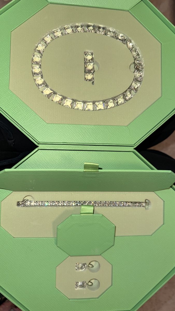 Swarovski Sonstiger Schmuck: Swarovski Set – Neu (gemäss Beschreibung) aus Aesch BL von ina-els