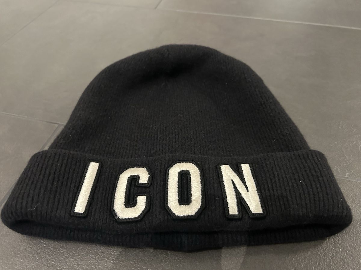 Dsquared2 Chapeaux, bonnets & casquettes: ICON DSQUARED2 - Wintermütze schwarz – D'occasion à Wettswil par 8wkc_ne 1