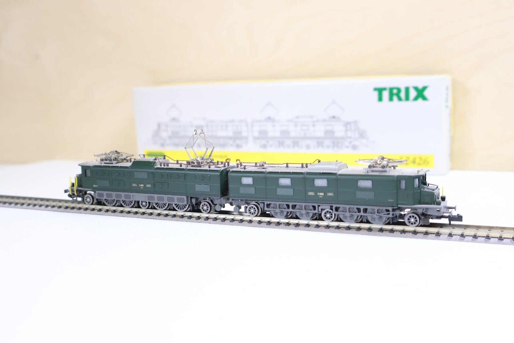 Trix Modellini di ferrovie: Minitrix SBB E-Lok Ae 8/14 - 12426 - Digital Schnitt. Top – Usato da Winterthur venduto da Monstera 5