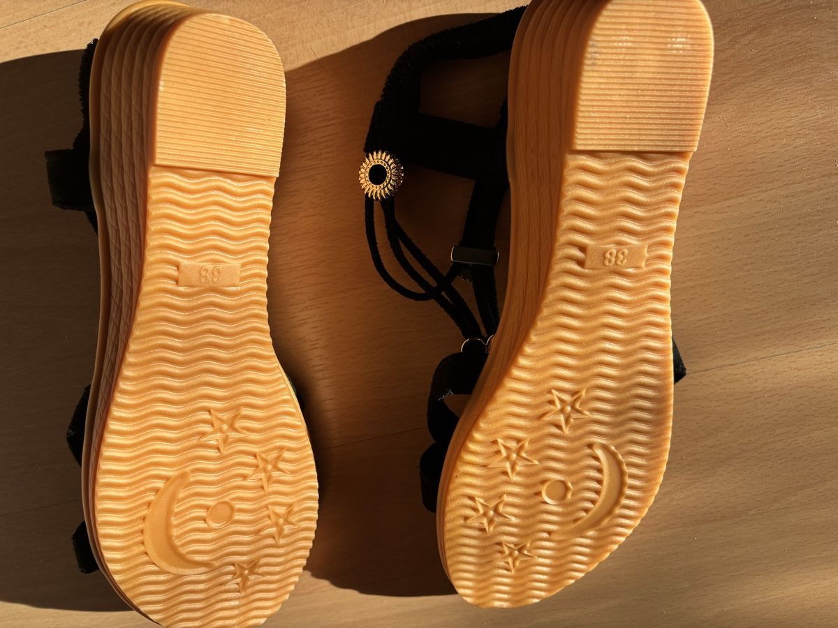 Scarpe da donna: Sandales taille 38 – Nuovo e nell'imballaggio originale da Courcelon venduto da odi_9mjv 2
