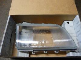 Mercedes Lichtscheibe R    202 820 10 66
