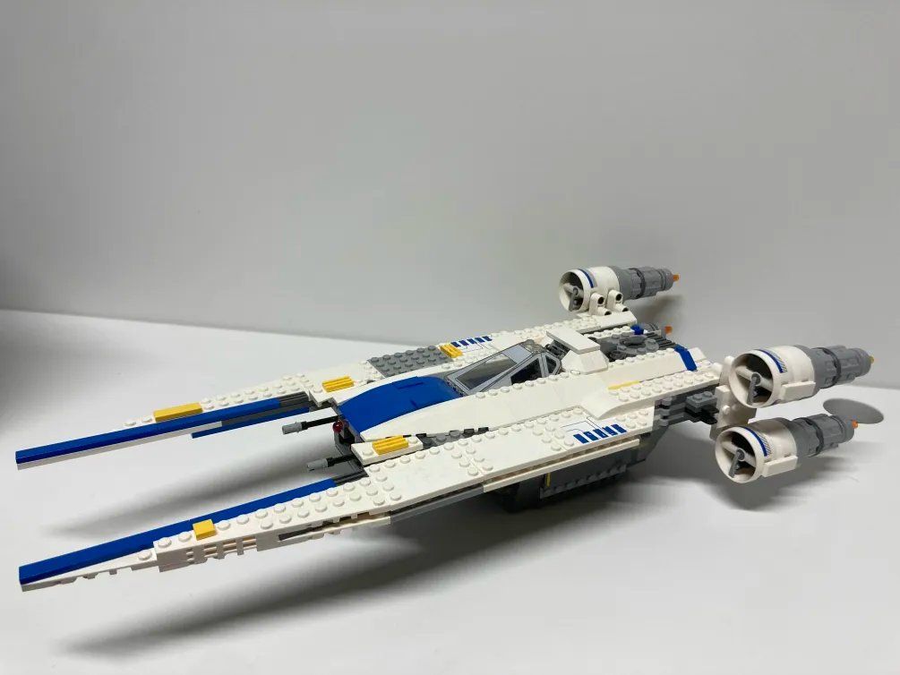 Lego Spielzeuge: Lego Star Wars 75155 U-Wing – Gebraucht aus Stetten SH von Hrbt