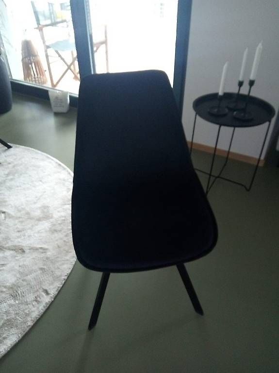 Sedie: Moderne Essstühle aus schwarzem Velour – Usato da Zürich venduto da Amichick01