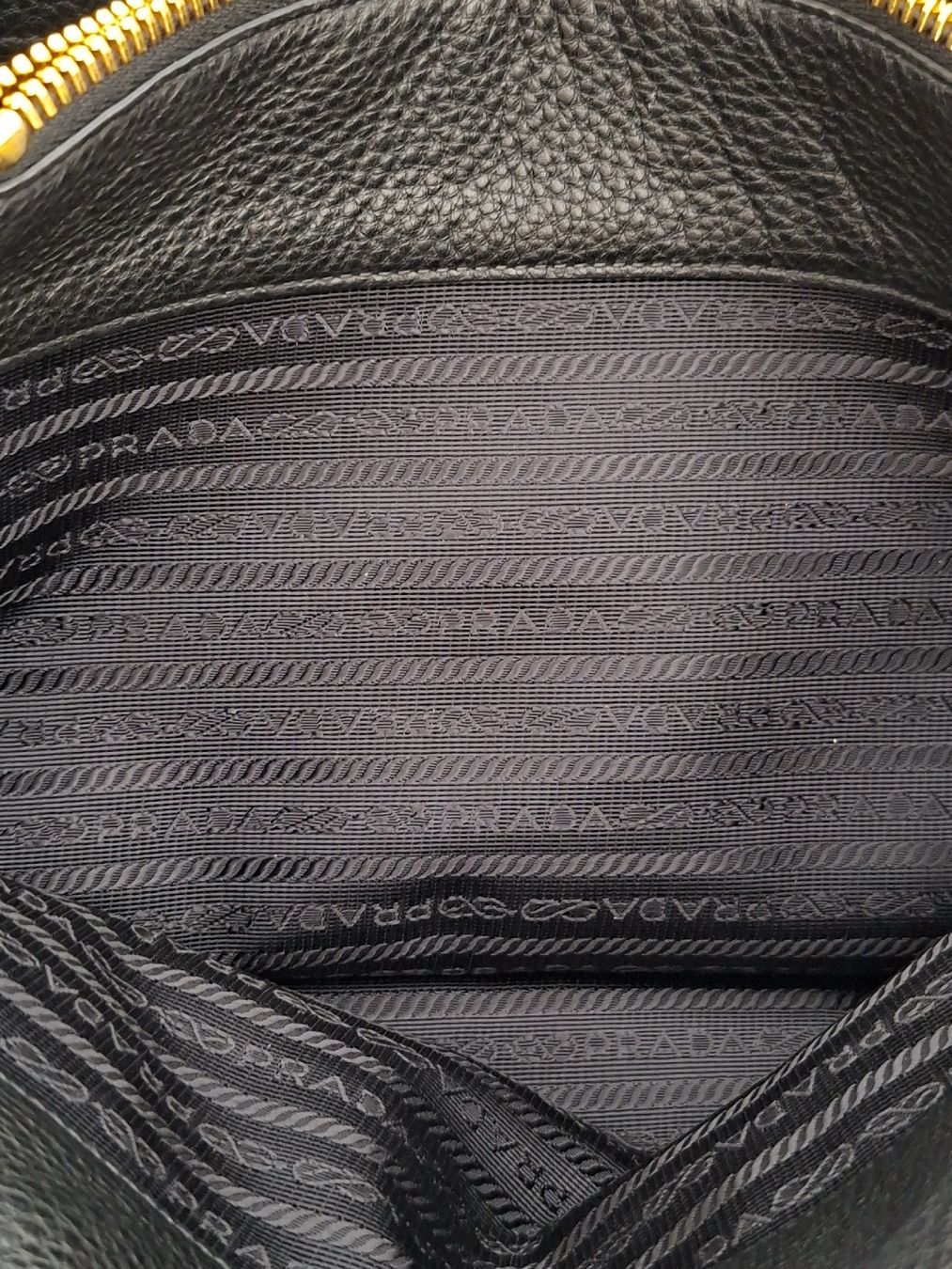 Prada Borse da donna: Sac à main Prada noir – Usato da Renens VD venduto da ser_j2fn 3