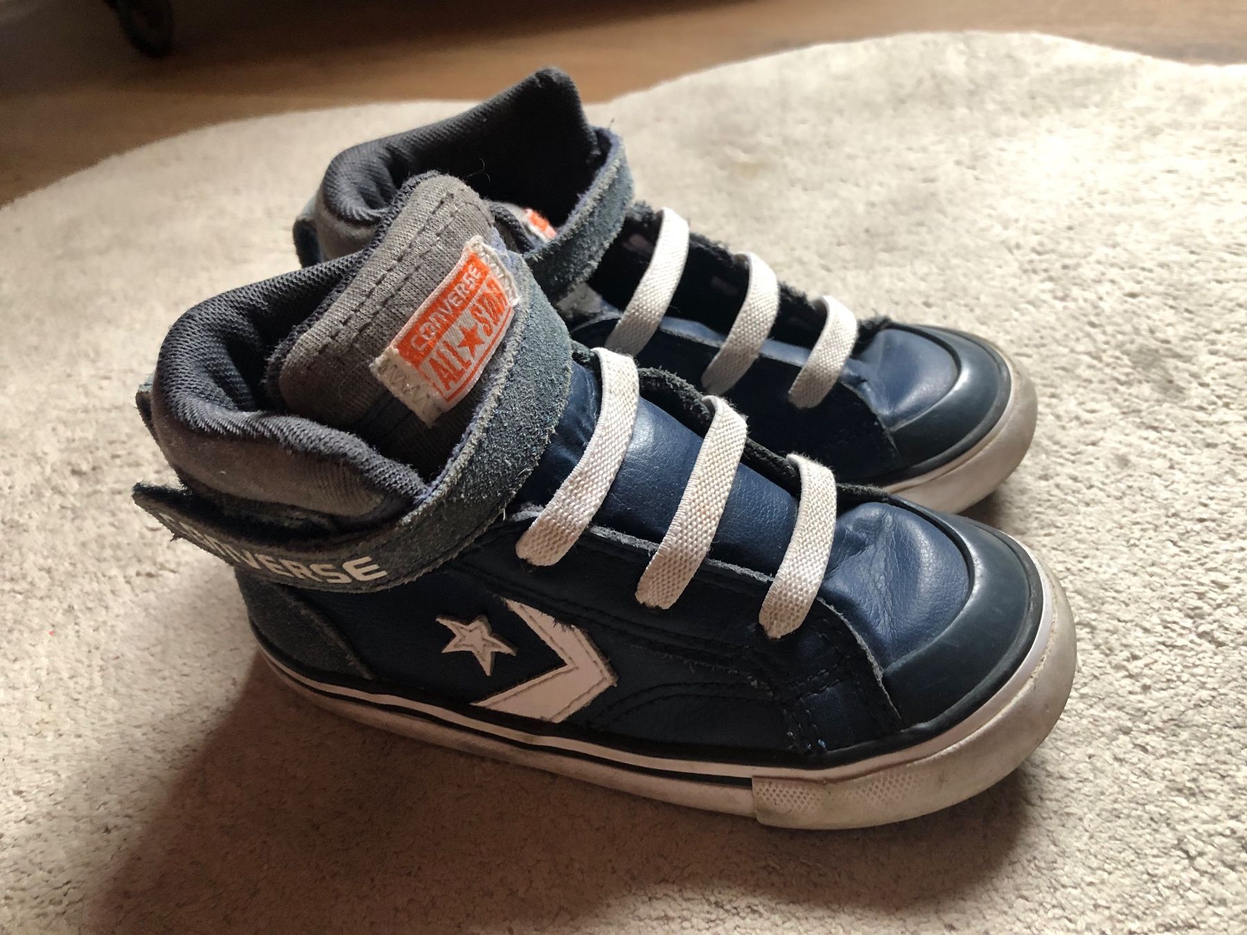 Converse Scarpe per ragazzi: Converse taille 25 – Usato da Lausanne venduto da MademoiselleZuzu