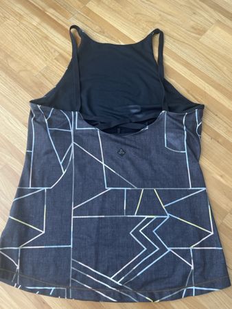 Prana Sport Top gemustert mit Kreuzträgern dunkelgrau