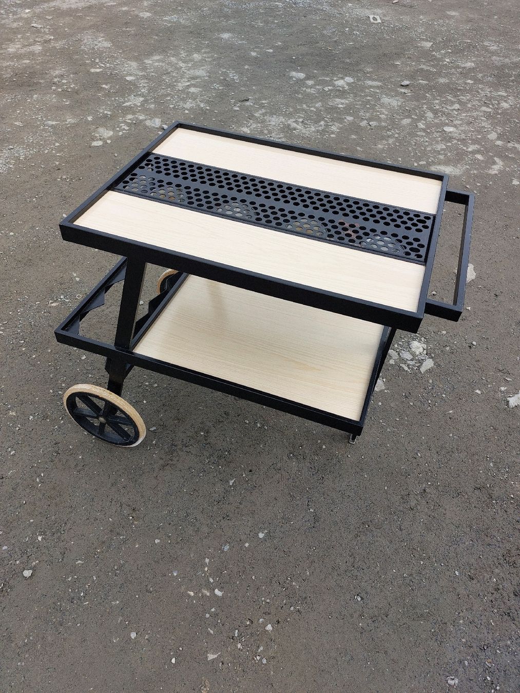 Carrelli di servizio: Vintage Servierwagen – Usato da Niederuzwil venduto da wolkenlos80 3