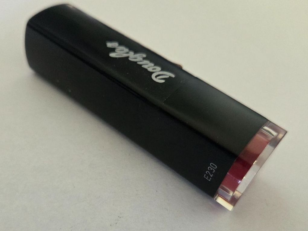 Make-up: Rouge à Lèvres Douglas - Matte Lipstick 14 Innocent – Nuovo e nell'imballaggio originale da Territet venduto da Cenh 2