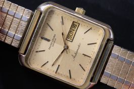 Top sammelwürdige Favre Leuba Geneve Day/Date Automat -10G