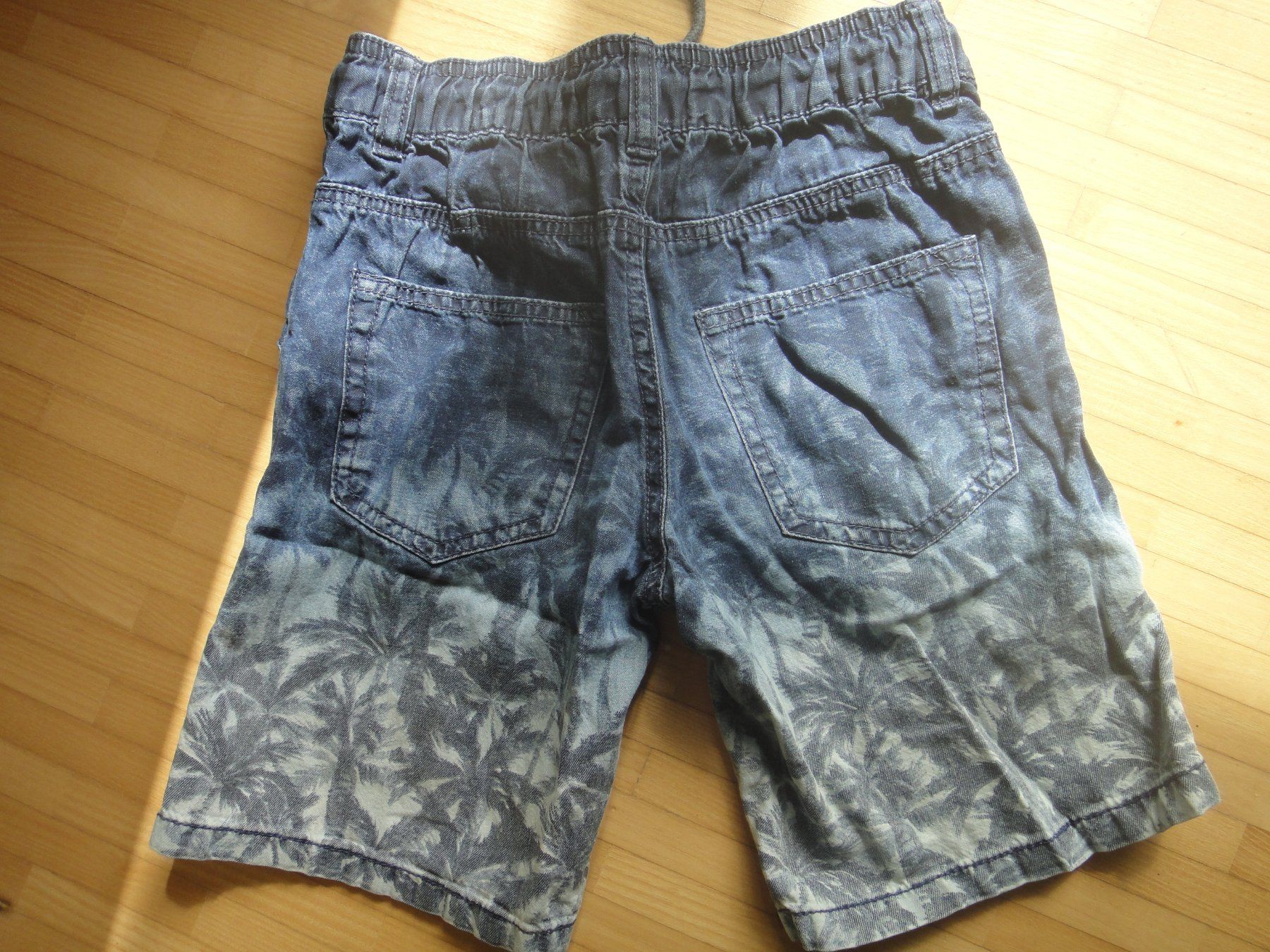 Pantaloni: Kurzhose Shorts Junge 8 Jahre – Nuovo (secondo la descrizione) da Winterthur venduto da LemonTree5 1