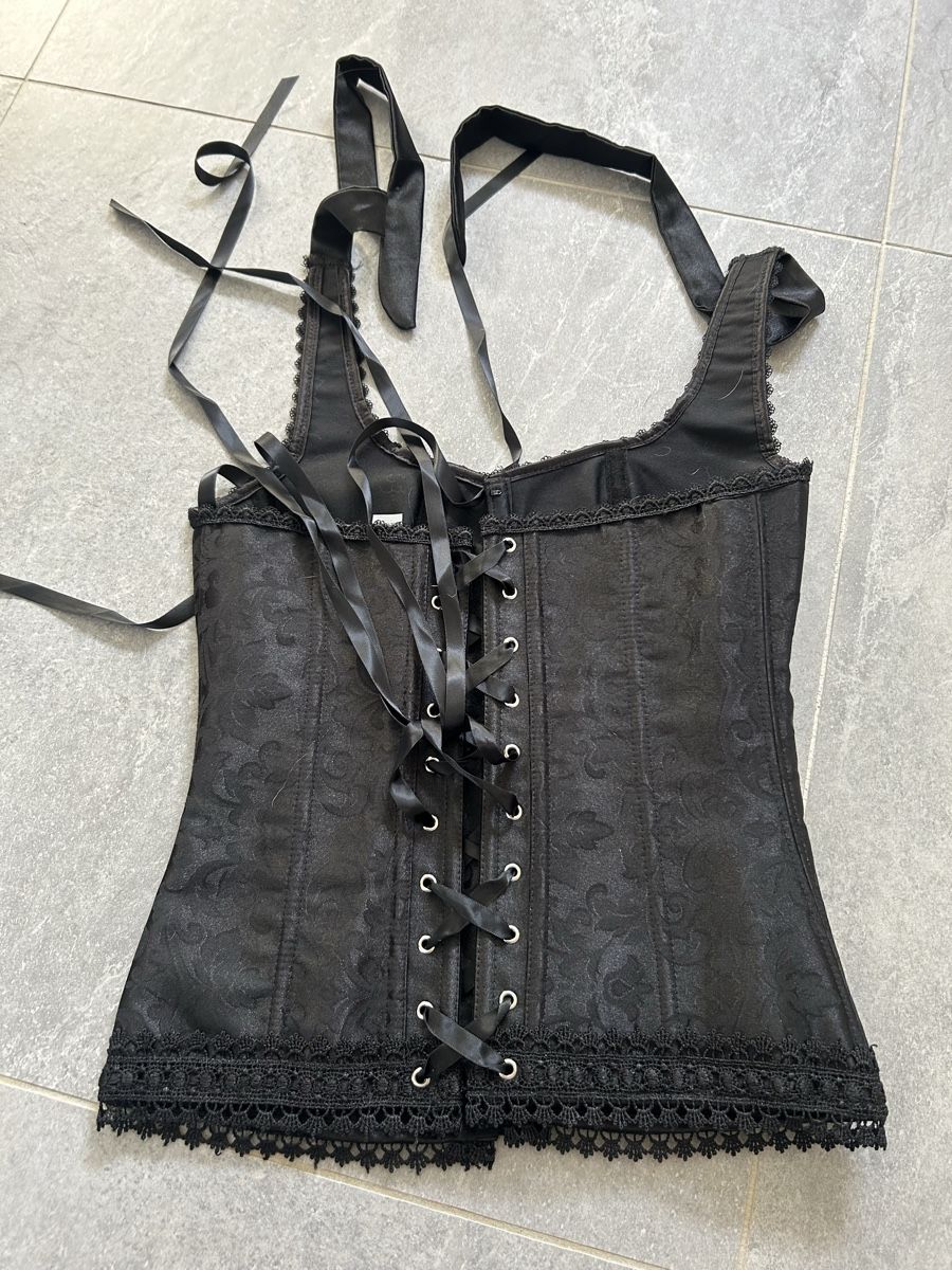 Top: Corset noir neuf – Nuovo e nell'imballaggio originale da Bôle venduto da sev_n85b
