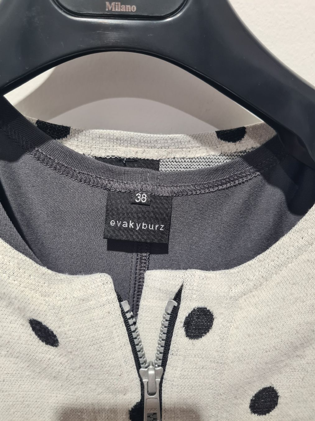 Robes: Evakyburz Kleid, Gr. 38, Set mit Jacke – D'occasion à Adligenswil par FriedasWelt 1