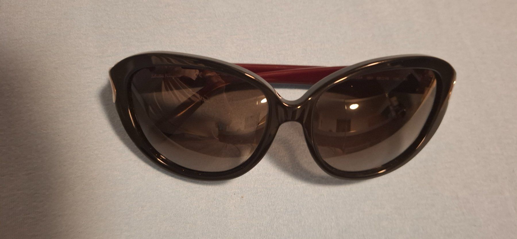 Salvatore Ferragamo Lunettes & Verres: Salvatore Ferragamo Sonnenbrille – Neuf (Voir description) à Weggis par Jhmathis 1