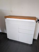 Sideboard weiss und Echtholz-Abdeckung