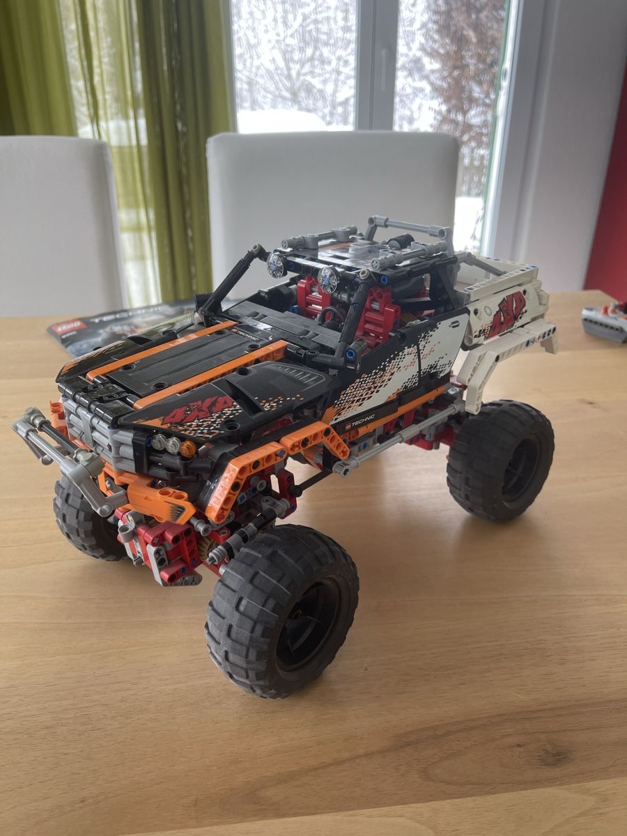 Lego Giocattoli: Lego Technic Geländewagen 9398 – Usato da St. Gallen venduto da RubenStucki 1