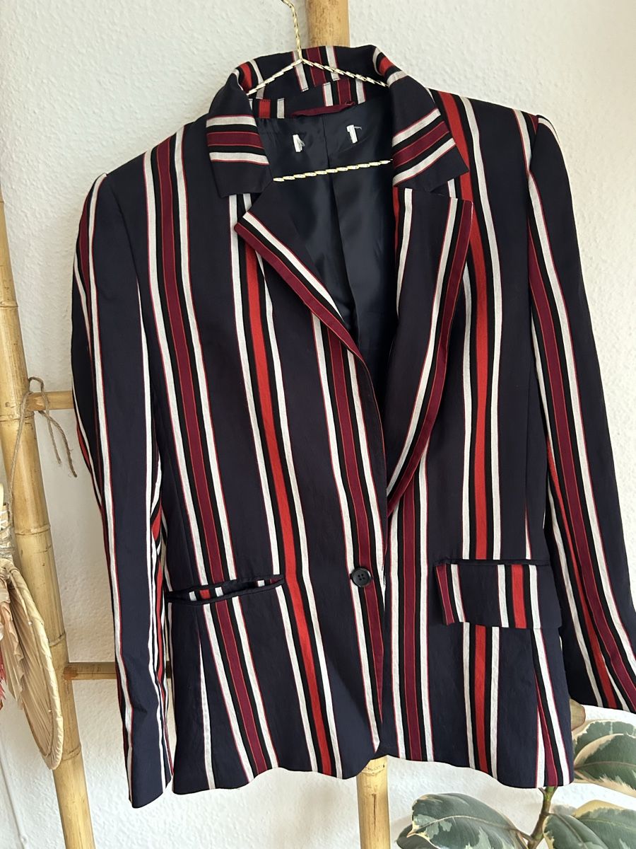 H&M Vestes: Blazer Gr. 36 – D'occasion à Meilen par NHirs96
