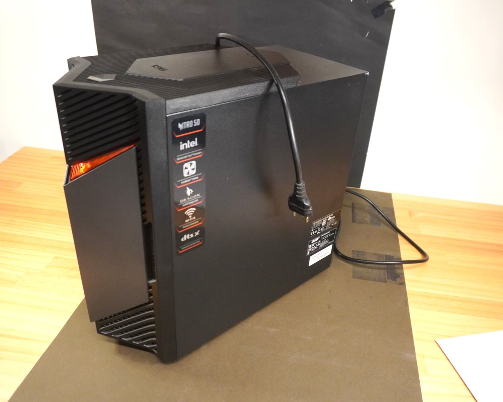 Acer PCs: Leistungsfähiger ACER Nitro 50 PC – Gebraucht aus Basel von B.W.B.