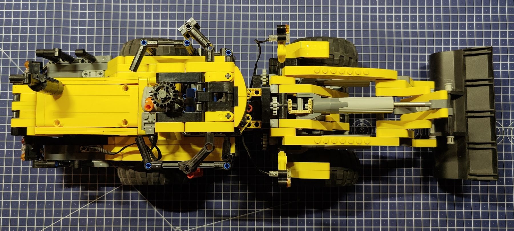 Lego Kit di costruzioni: Lego technic 8265 + power functions 8293 – Usato da Saignelégier venduto da 2CoB9 3