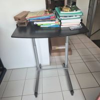 Rednerpult fahrbar schwarz Metall höhenverstellbar guter ...