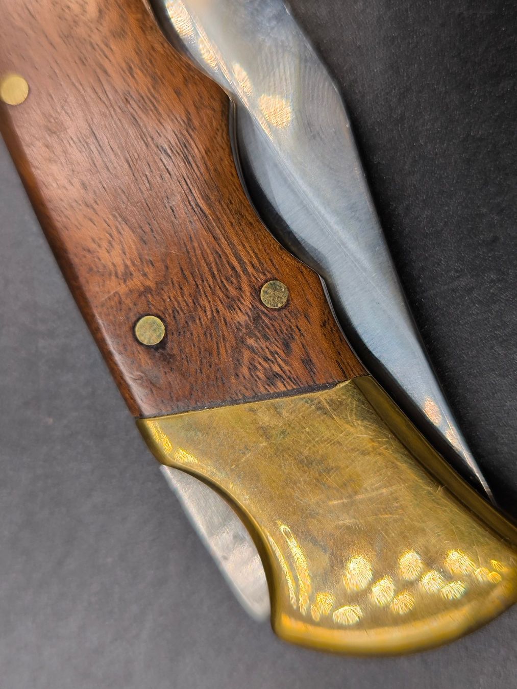 Accessoires: Klappmesser Klaas Messer mit Holzgriff und Messing – D'occasion à Rorschacherberg par snOOpydOg11 7