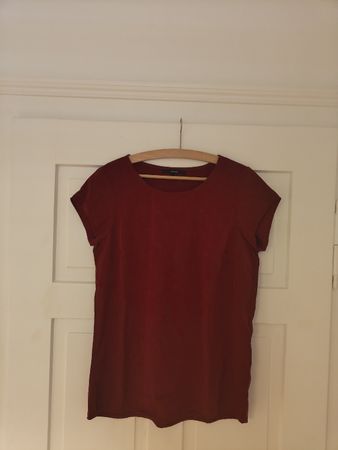 glänzendes T-Shirt Vero Moda Weinrot Grösse S neuwertig