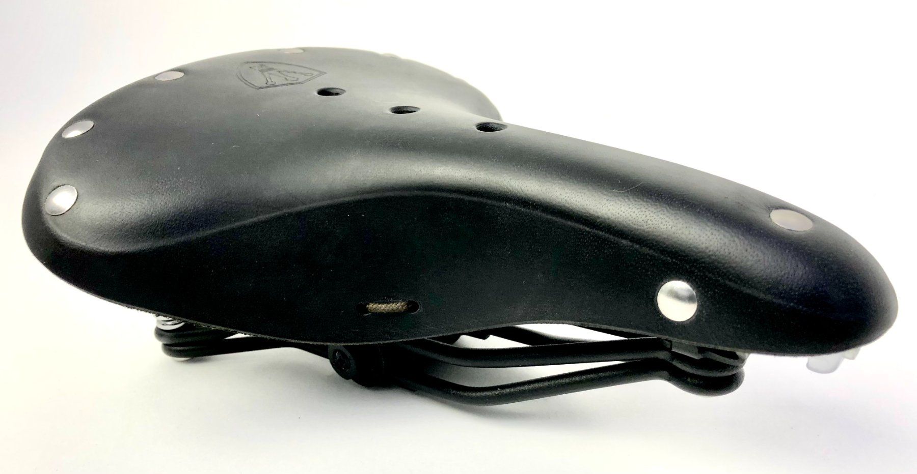 Pezzi di ricambio: Vintage Leder Sattel schwarz – Nuovo e nell'imballaggio originale da Altenrhein venduto da EasyRides 1