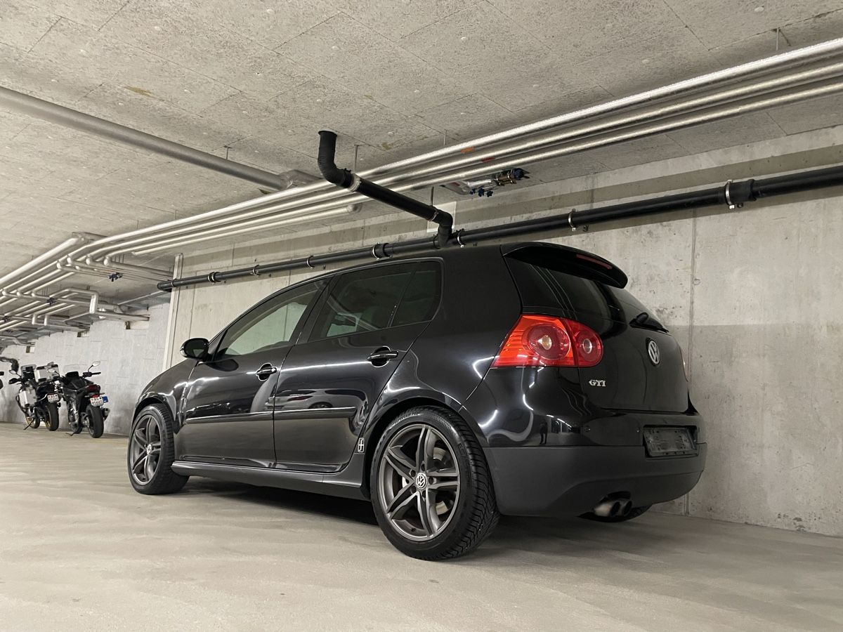 VW Automobili: VW Golf 5GTI mit MFK – Usato da Holderbank AG venduto da ProExport 1